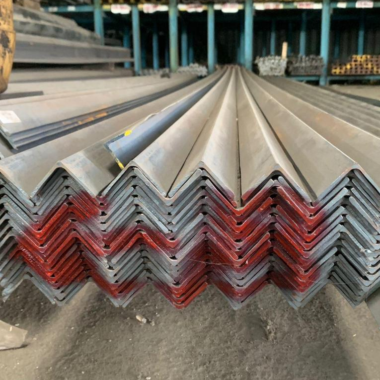Besi Siku 50 x 50 ( Panjang 6 Meter )