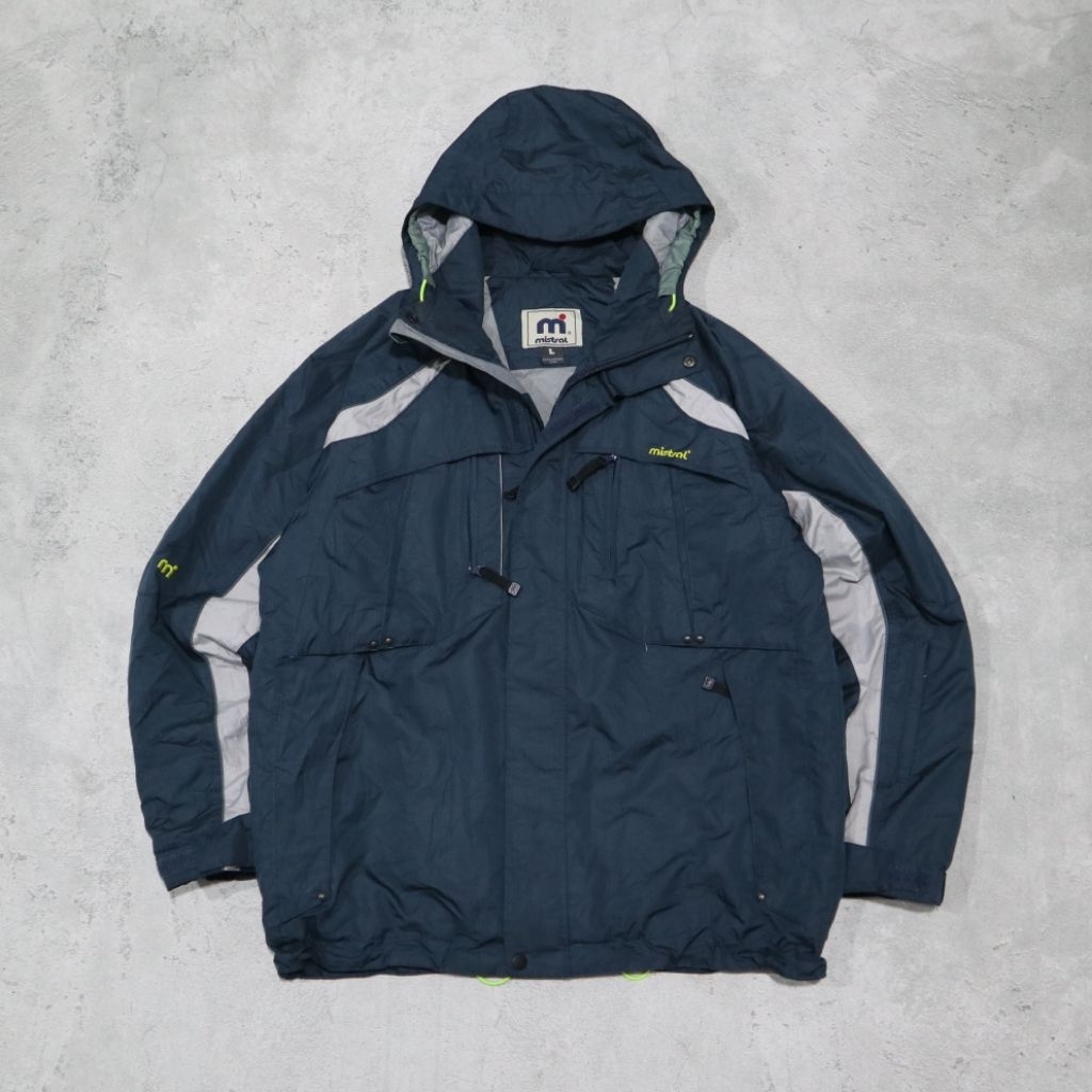 JAKET SPORT OUTDOOR MISTRAL SIZE XL PXL 71X63 CM LD 126 CM