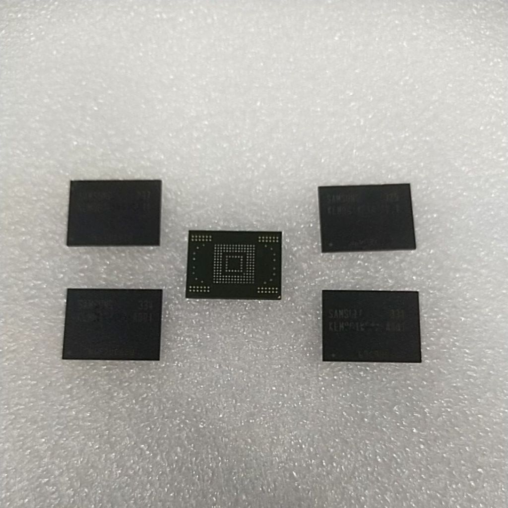 IC KLM8G1WE4A-A001 / IC MMC SAMSUNG