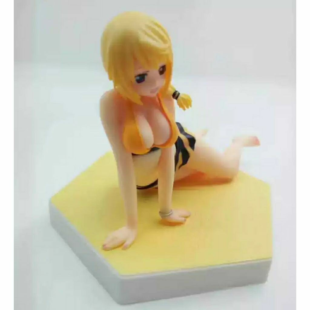 Mainan Action Figure Anime Cewek Santai