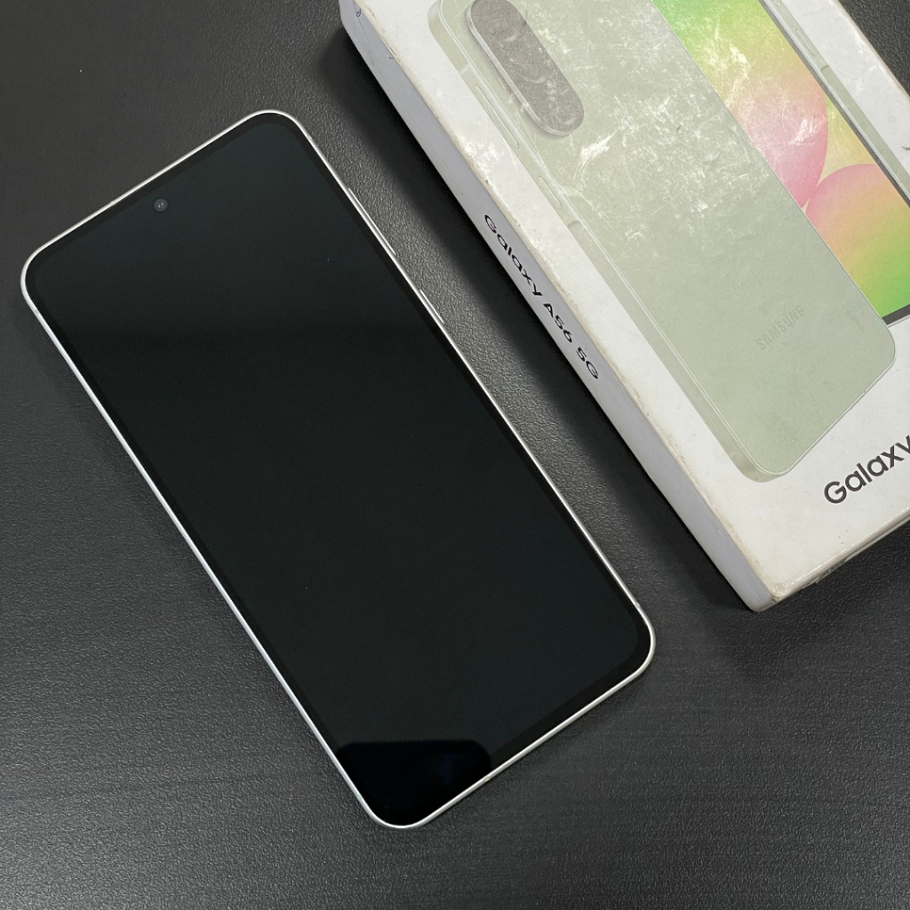 Samsung Galaxy A56 5G 12/256GB - Olive / Second / Like new
