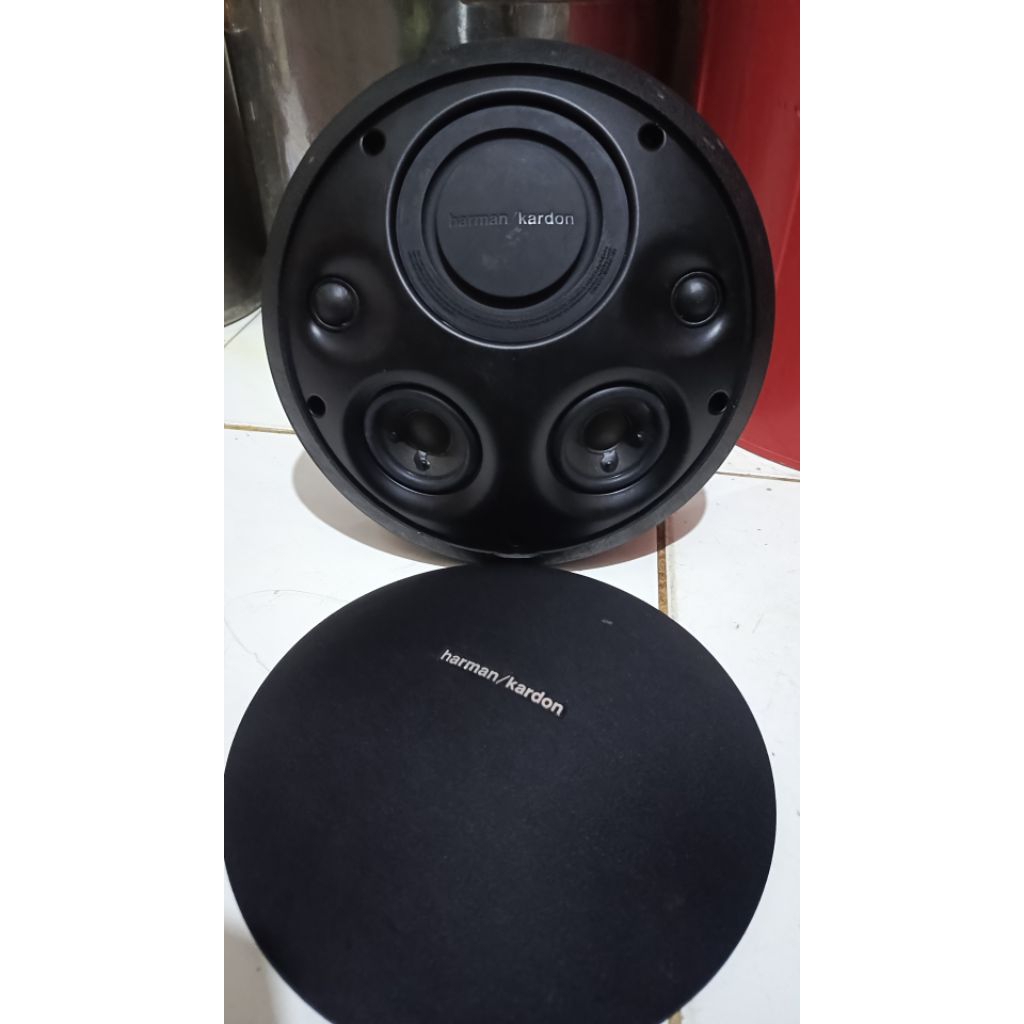 harman kardon onyx 1.mati total (part masih nempel)