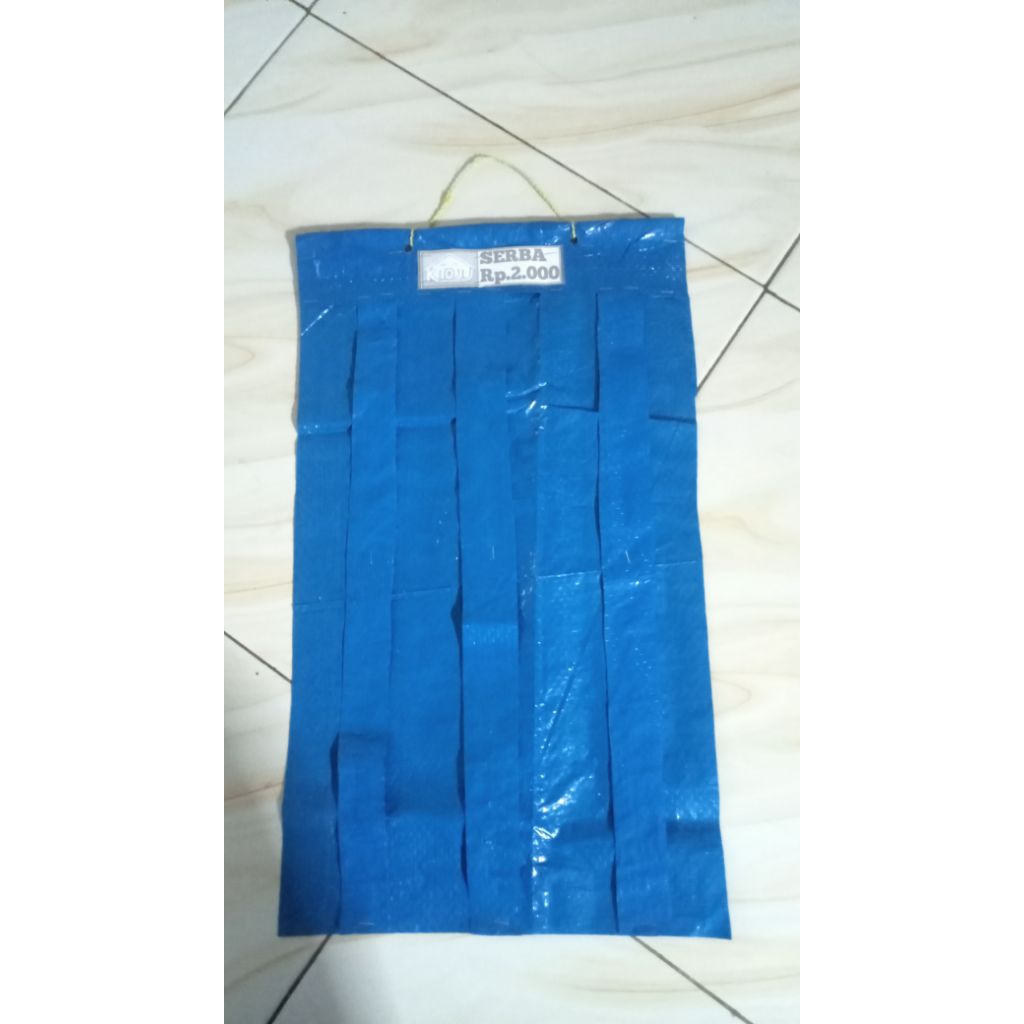 papan rentengan mainan serba
