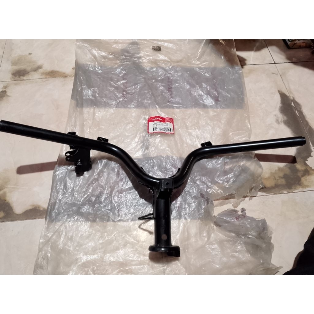 53100-KZR-600 Stang Stir Pipe Comp Strg Handle Vario Old Techno 125 Fi NON CBS 53100KZR600