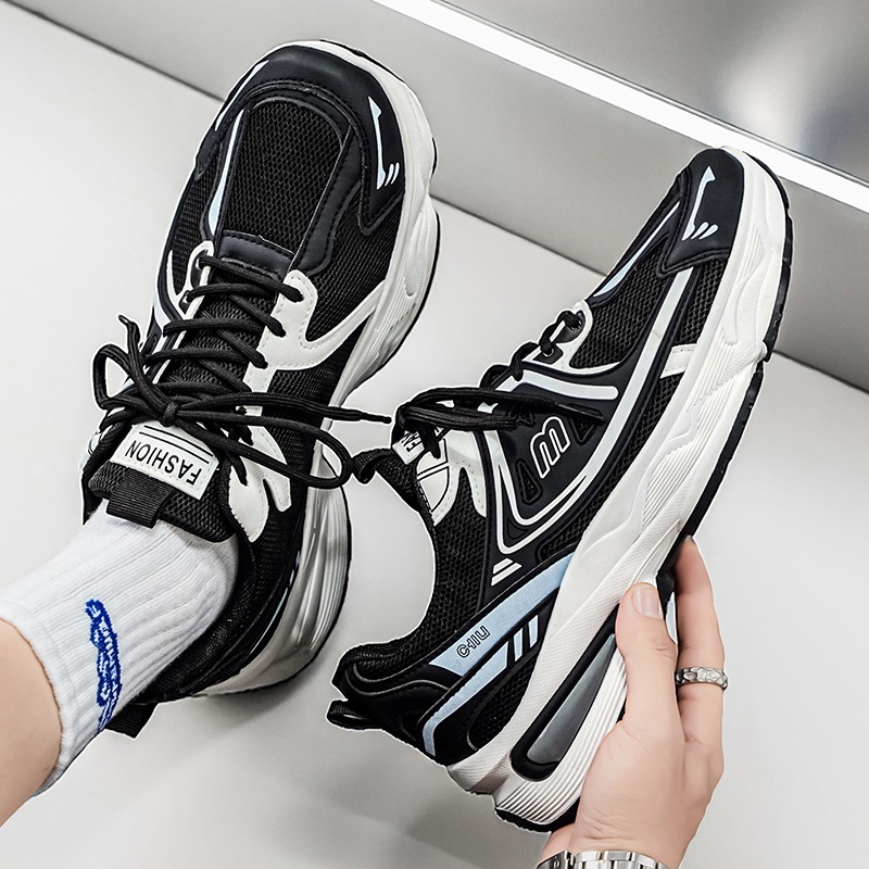 SEPATU SNEAKERS SPORTY BAHAN PREMIUM COWOK KEREN DESIGN KEREN KEKINIAN