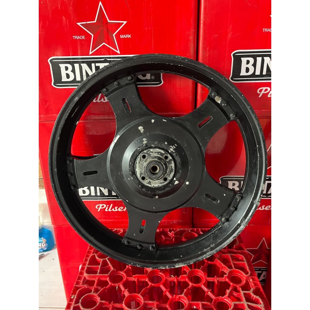 Velg Jialing Comstar Ring 17 Depan 250 Belakang 300 Bekas Suzuki GT185 Copotan