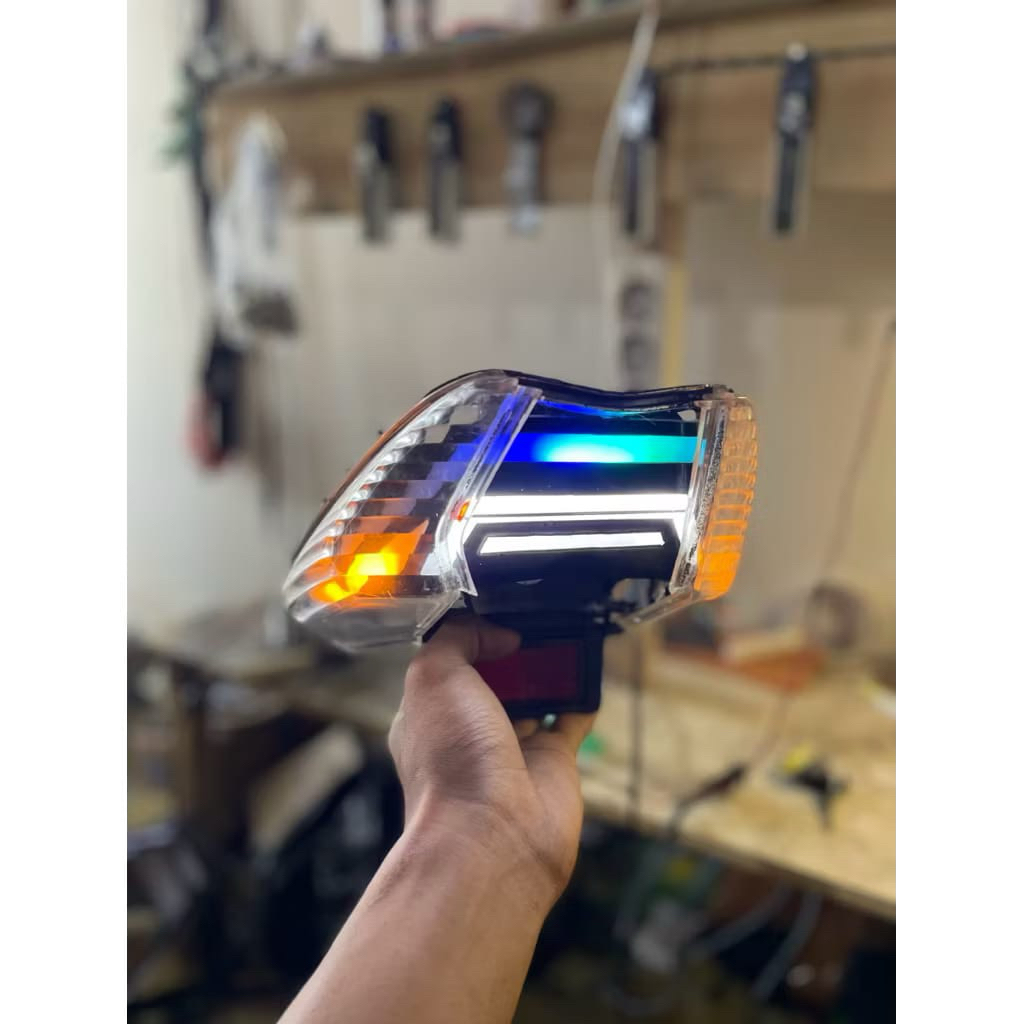 Stoplamp  Lazy  Supra X 125 karburator belum  Fullset Belum termasuk reflektor dan mika smoke