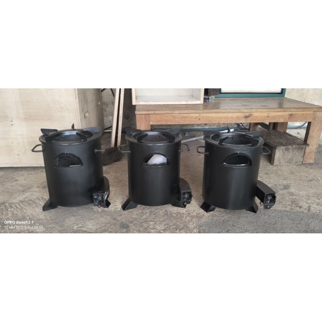kompor bahan bakar kayu
