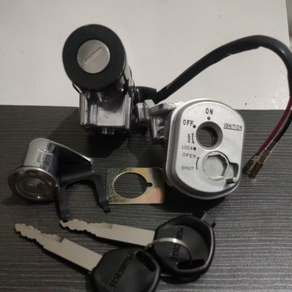 KUNCI KONTAK SET SUPRA 125 SUPRA X125 KARBURATOR KTM KVL REVO BLADEI KUNCI JOK
