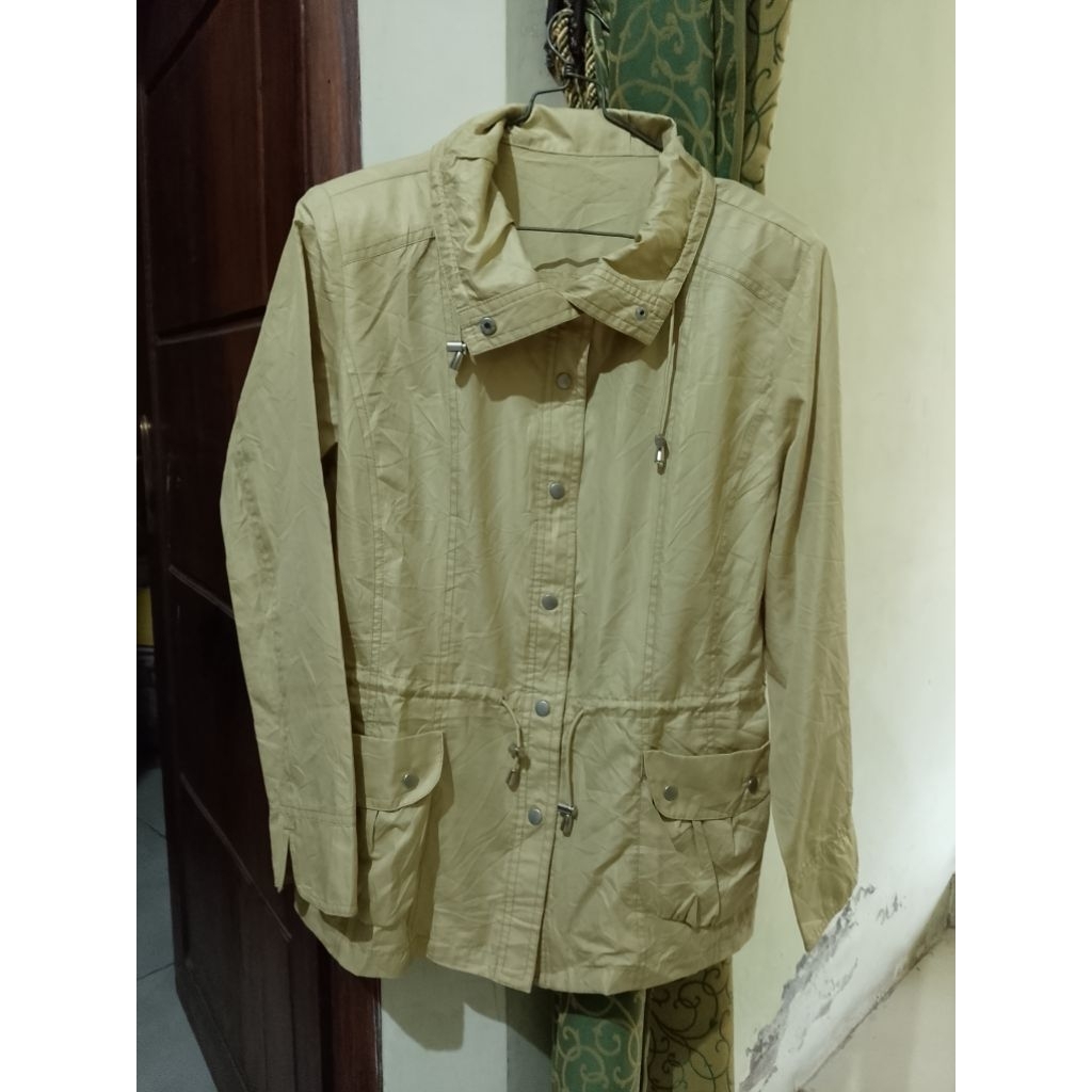 preloved jaket parasut/preloved jaket olahraga/preloved jaket gunung