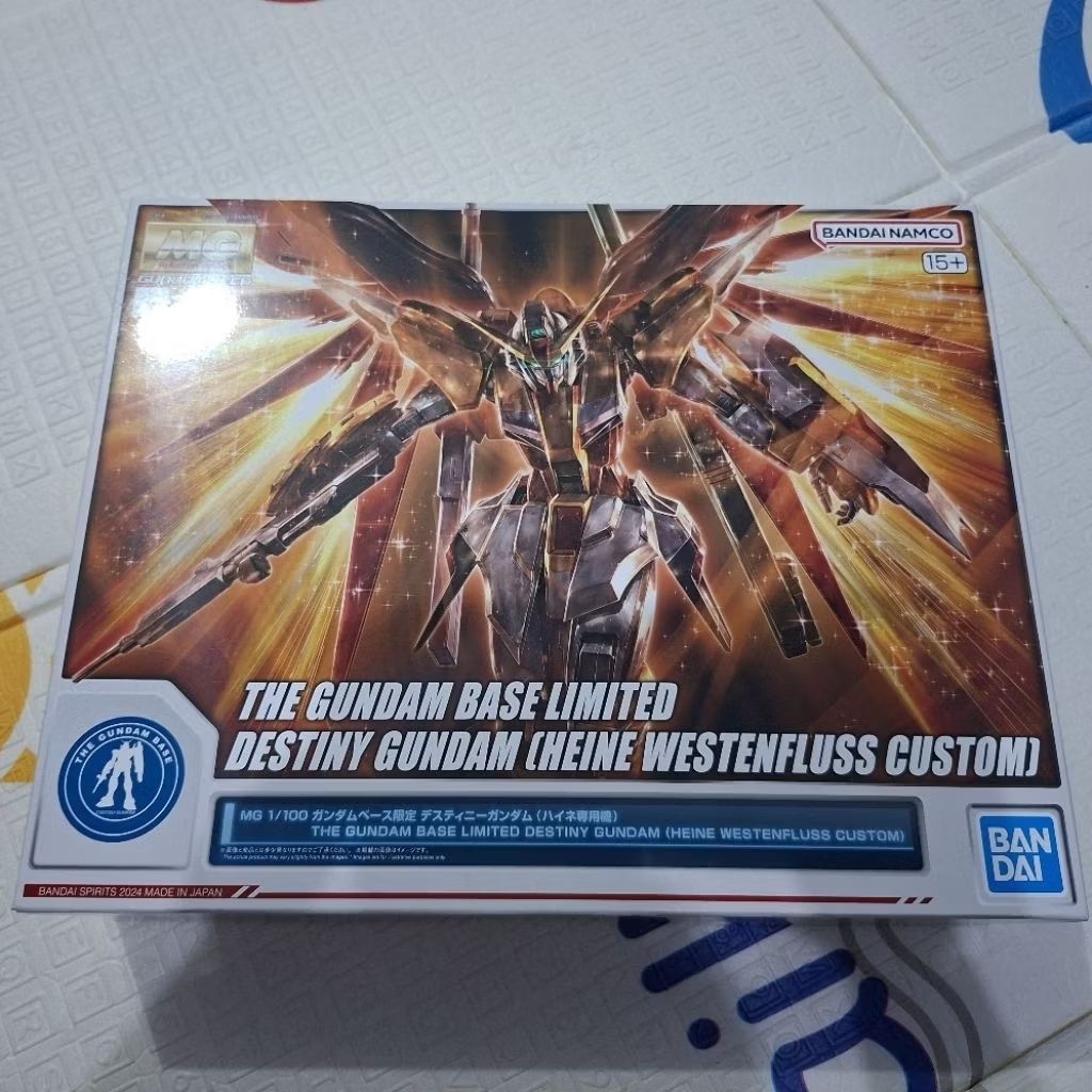 MG Destiny Gundam (Heine Westenfluss Custom) Bandai Gundam Base