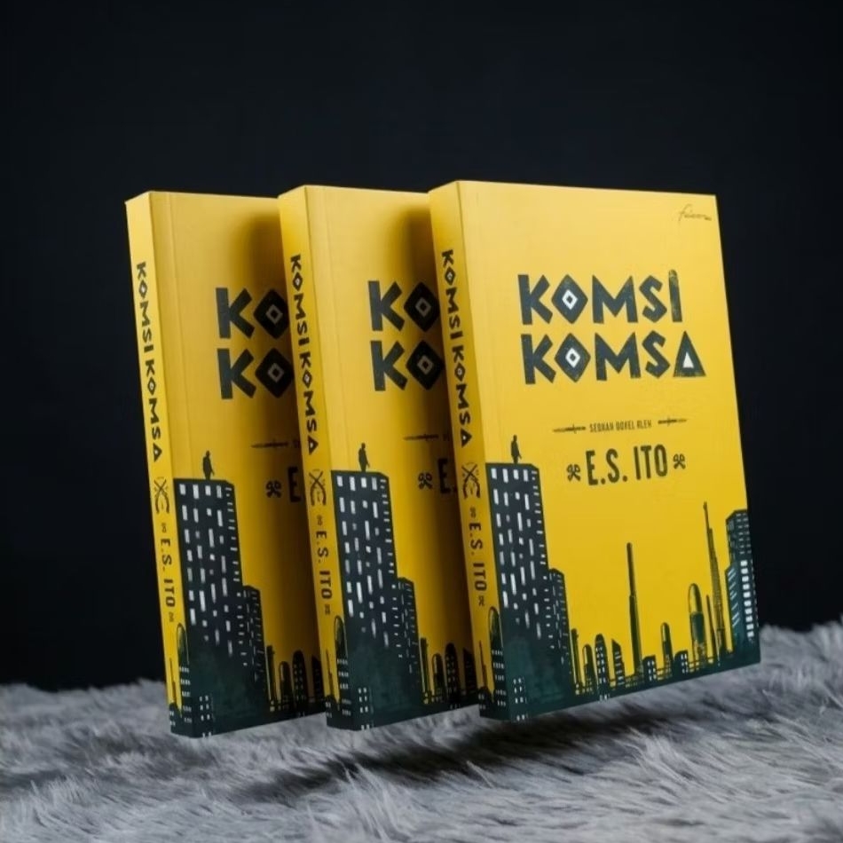 Buku novel komsi komsa
