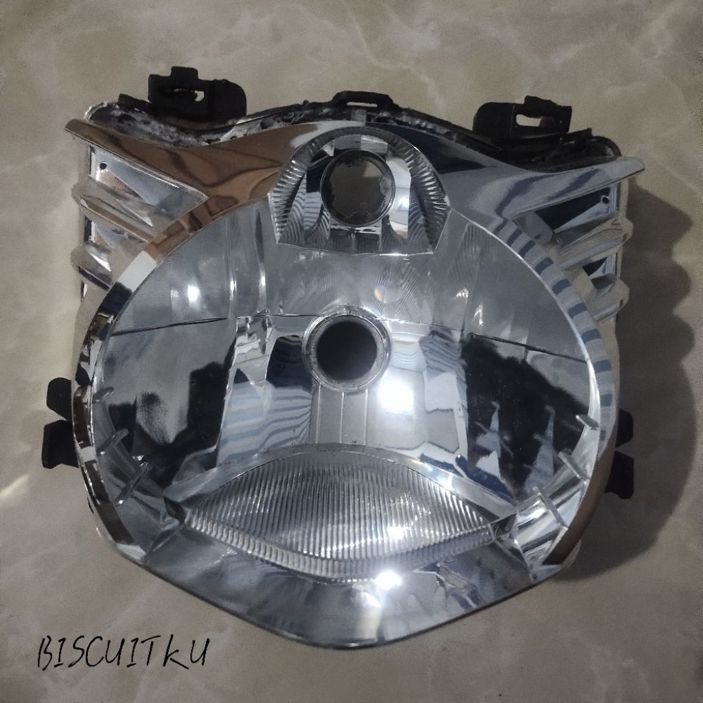 Housing Reflektor-Batok Kap Lampu Depan Honda Beat Karbu Karburator Karbulator Tanpa Mika. Lepasan O
