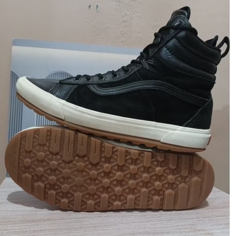 Vans SK8 HI Boot MTE Size 47 Second Condition