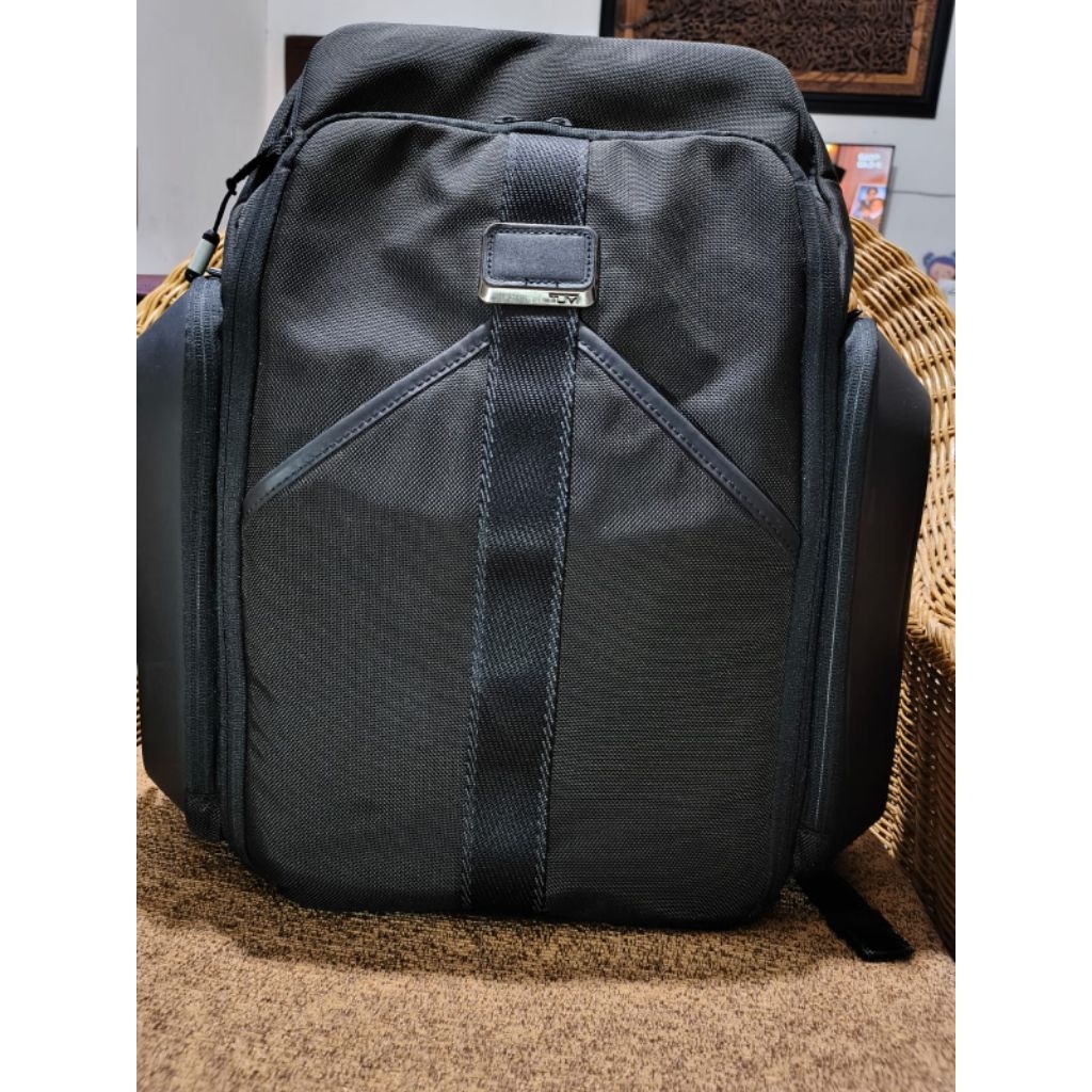 like new Tumi alpha bravo esports pro large backpack