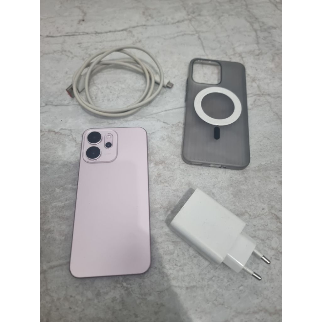Hp Oppo Reno 14F 5G Ram 8/256 masih mulus.