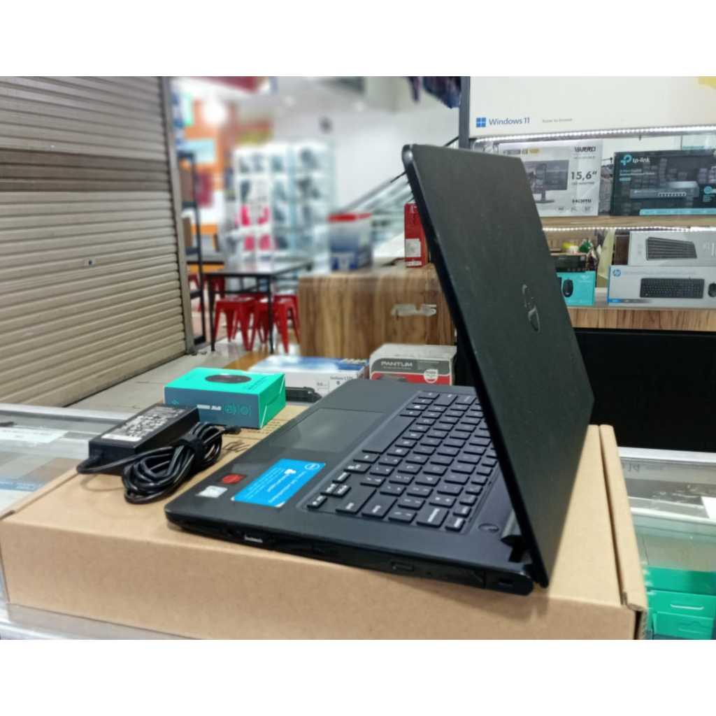 Laptop Leptop Dell inspiron 3476 Core i3-7020 4gb Ssd 128 gb + 1tb hd 14 INCH