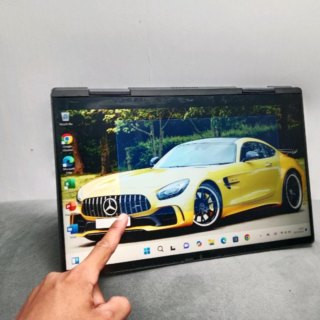 TOSHIBA DYNABOOK i7 TOUCHSCREEN FLIP