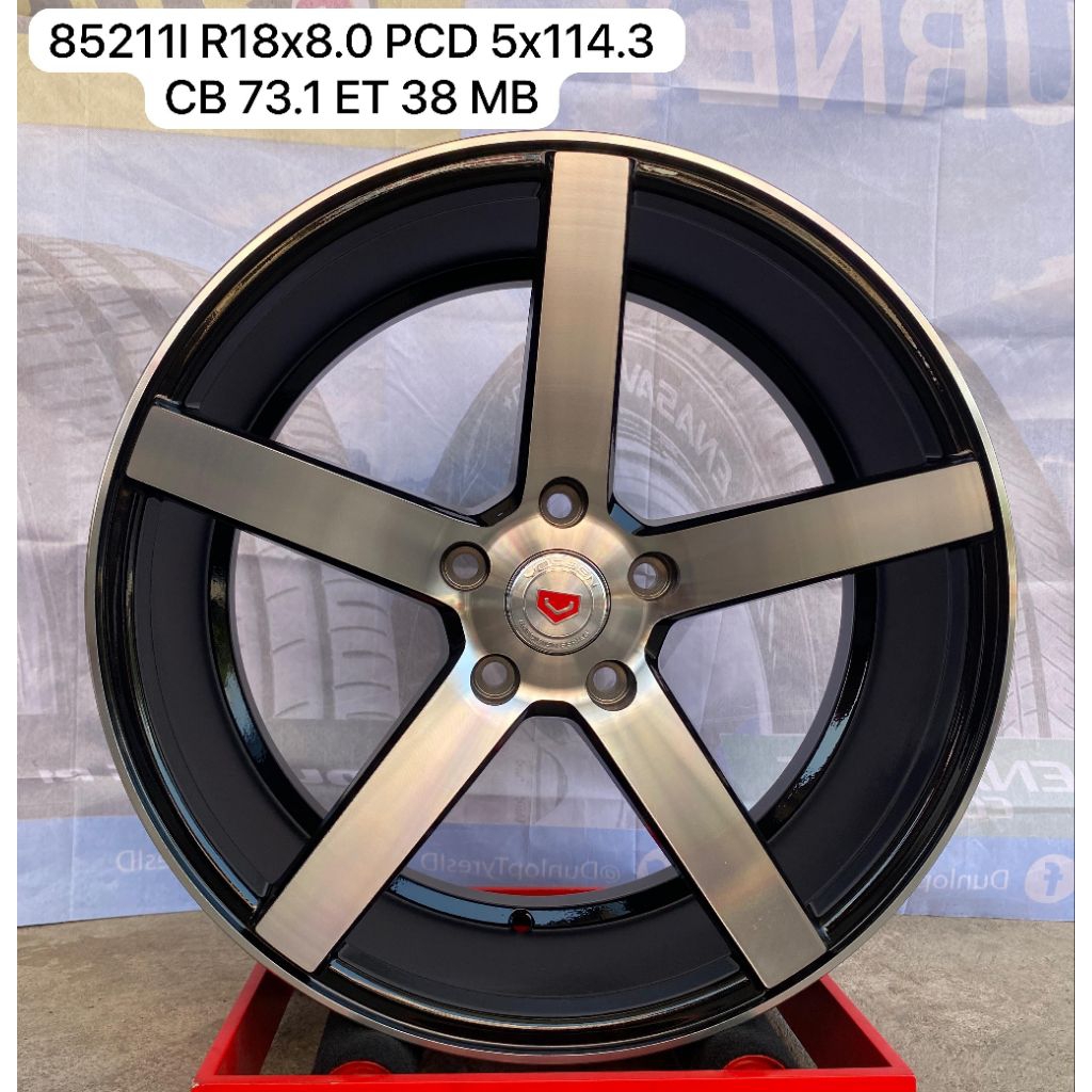 Velg Mobil Vossen CV3 Ring 18x8.0 PCD 5x114.3 ET 38 Matt Black