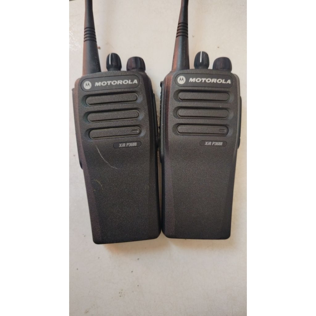 ht Motorola xir p3688 uhf 403-470mhz second walkie tallkie garansi 5 bulan