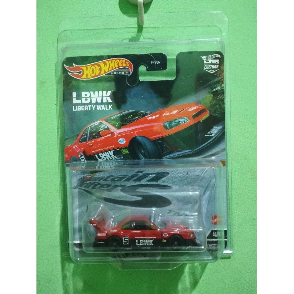 Hot Wheels Premium Nissan Skyline R34 LBWK Hitam Merah Mountain Drifters