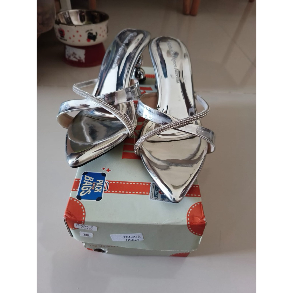 heels bien bali tresor preloved