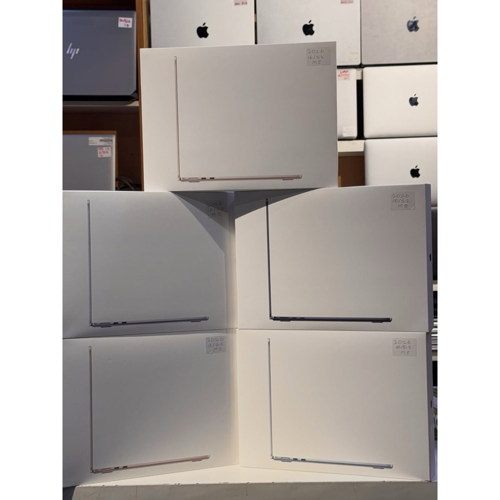 BNIB MacBook Air M5 13” 16/512GB Garansi iBox 1 Tahun