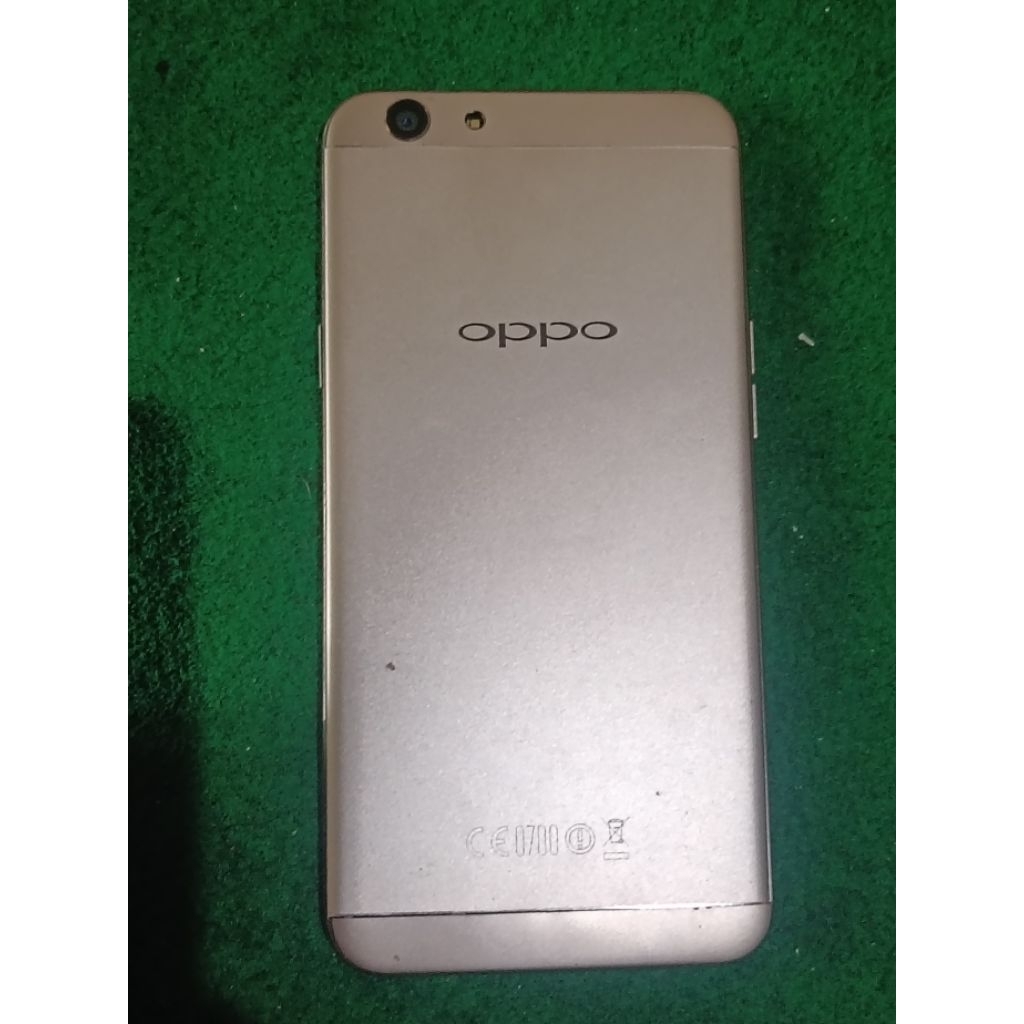 hp batangan Oppo f1s