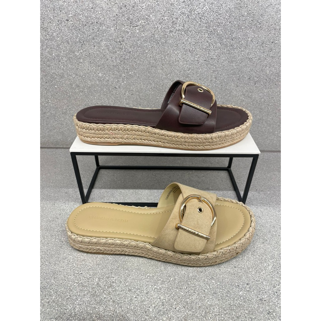 Sandal wanita flat Charles & Keith original