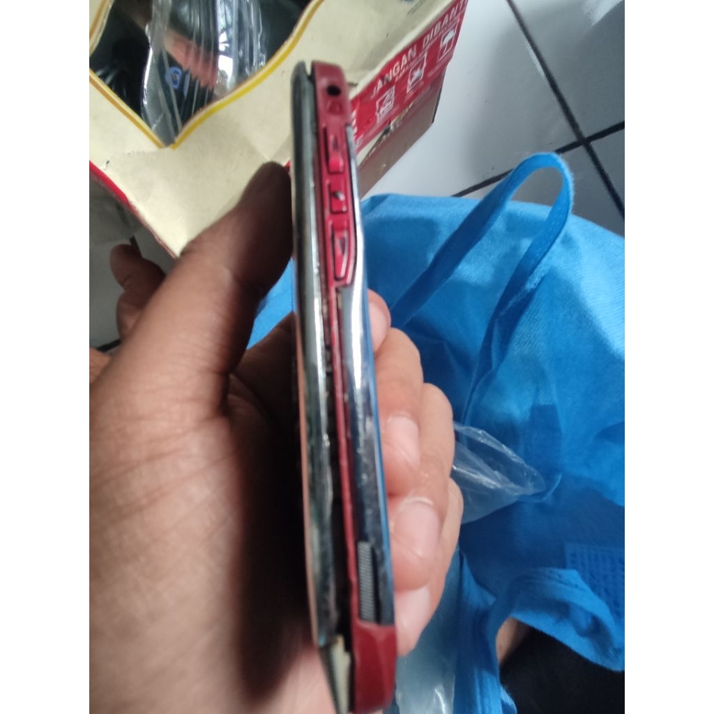 kasing bekas nokia e71