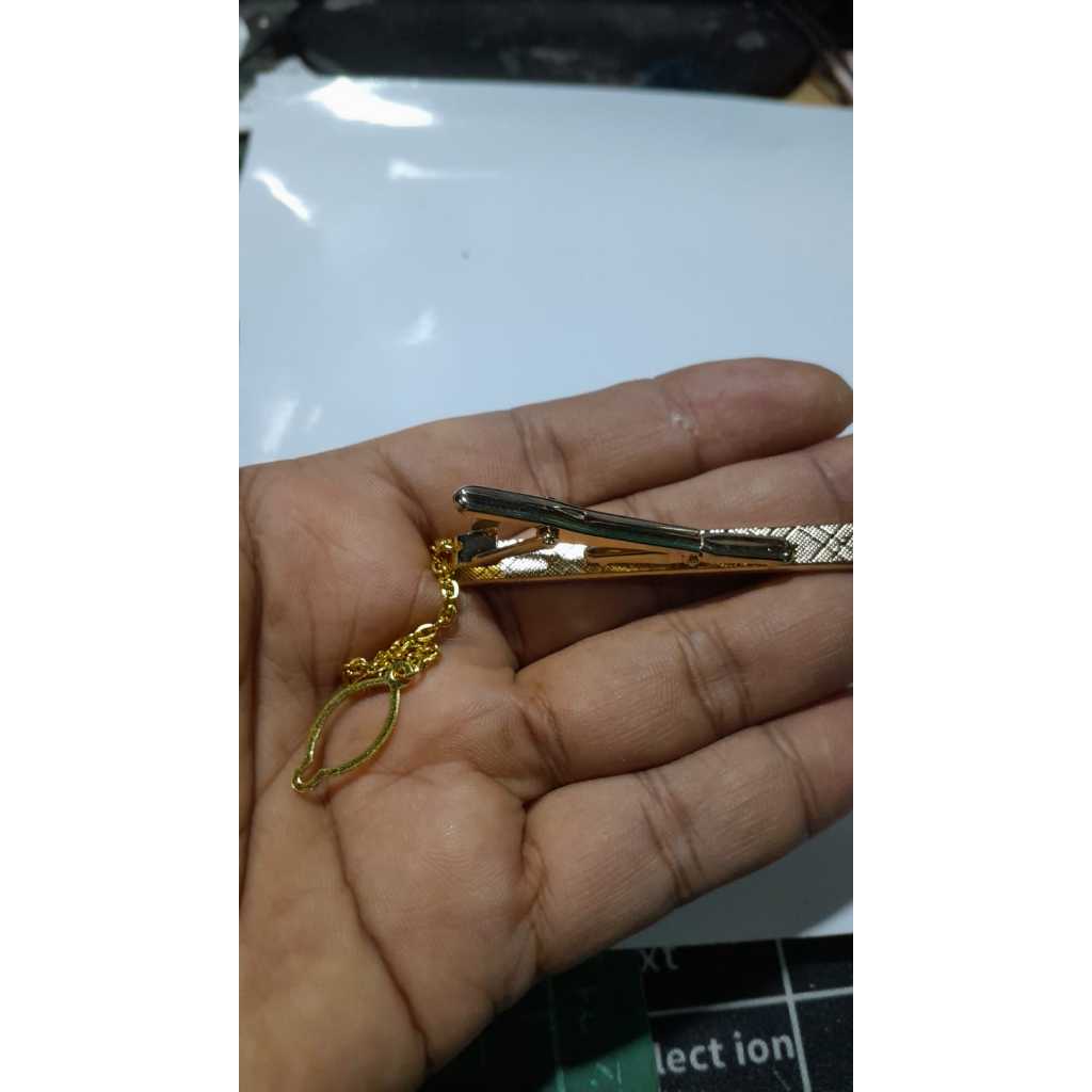 Penjepit Dasi Standart Warna Gold Emas