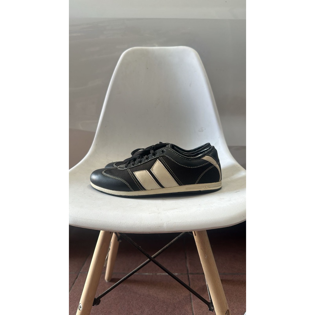 macbeth brighton black white