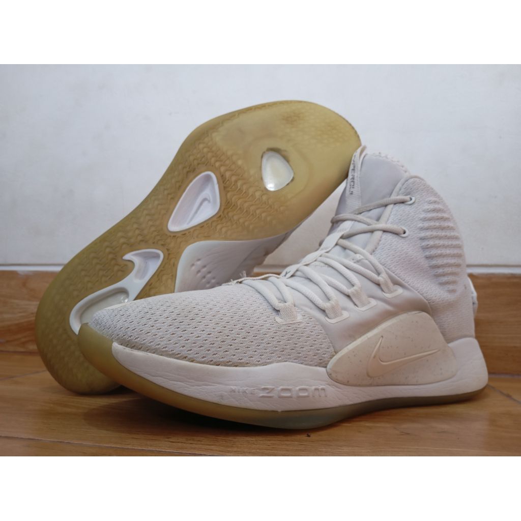 sepatu basket Nike Hyperdunk x EP "white ice"