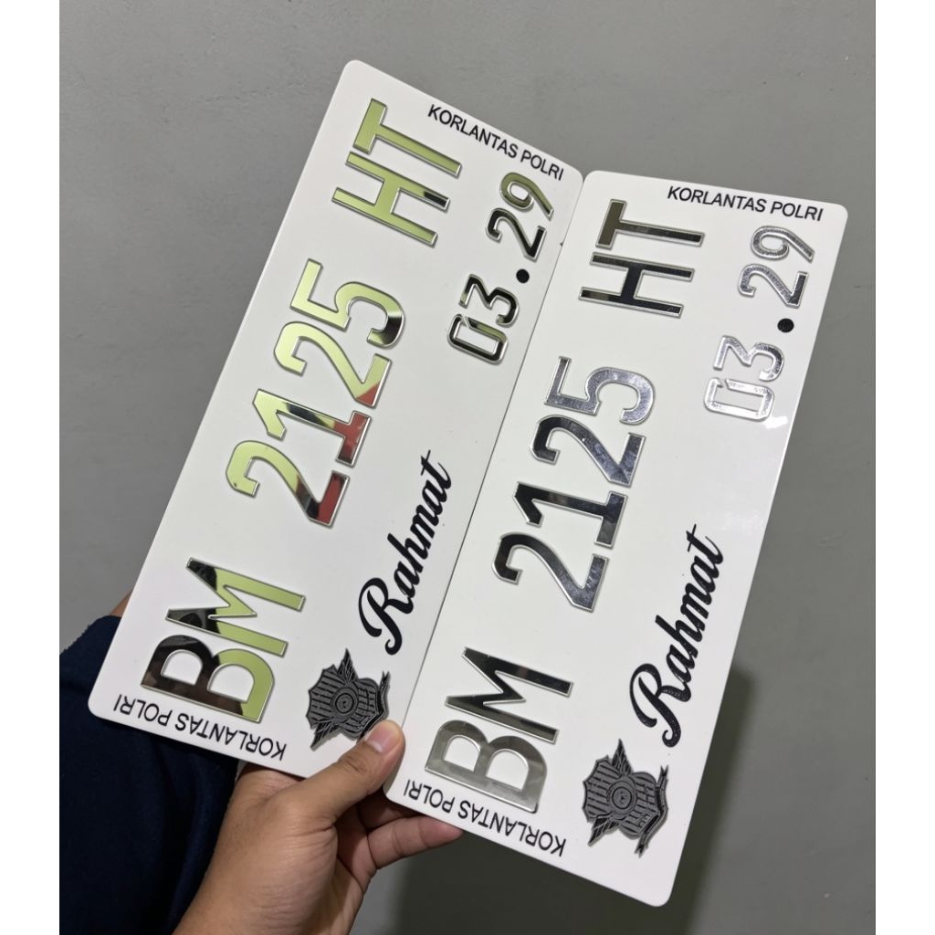 Plat Variasi Motor Akrilik Putih Crom Bebas Custom Nama