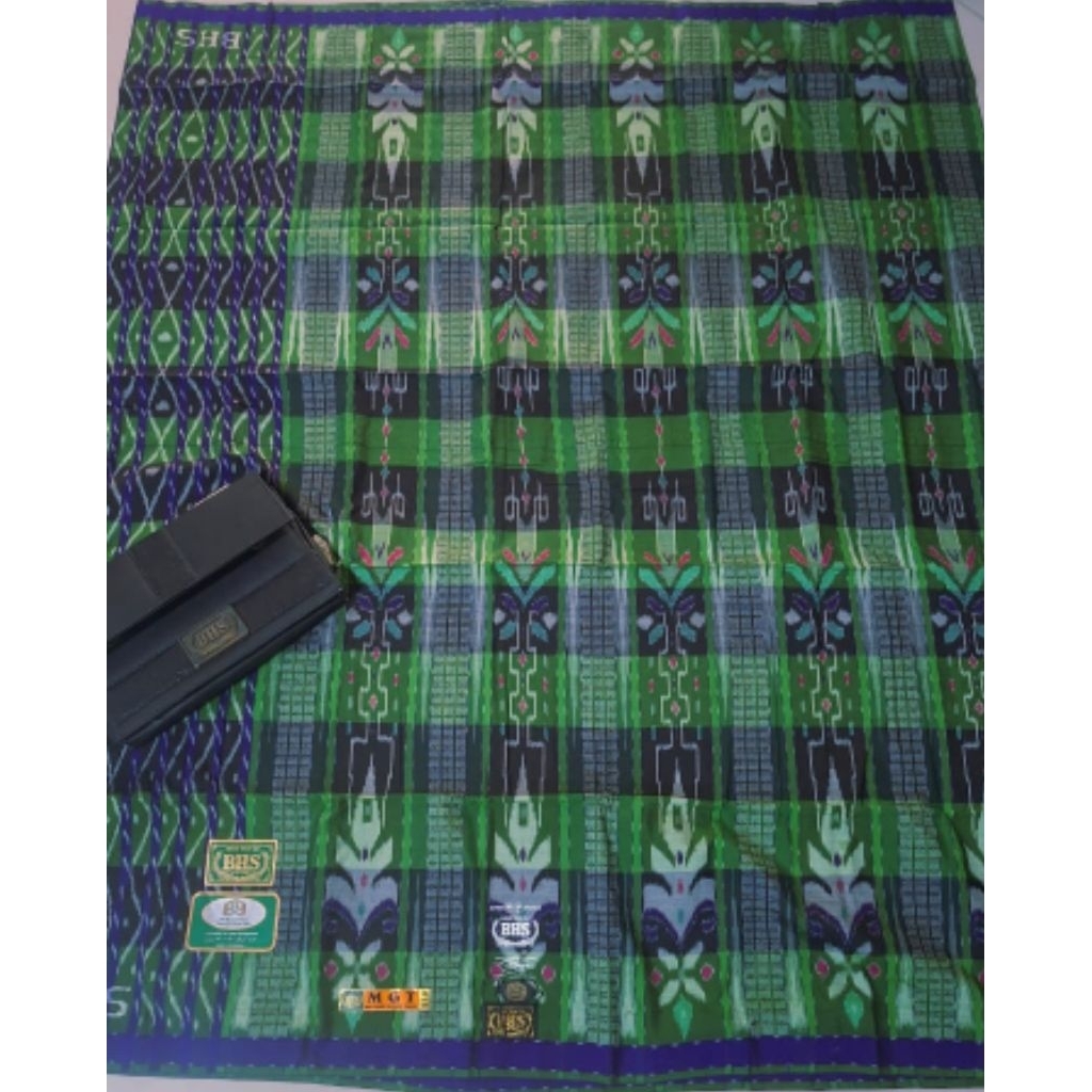 SARUNG BHS MGT MGN SUTRA SPUNSILK 210 GOLD