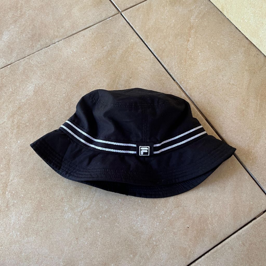 Bucket hats Fila warna hitam m/L 58 cm