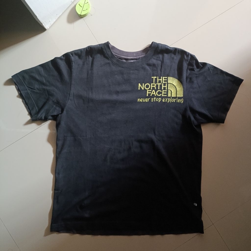 The North Face TNF kaos navy preloved