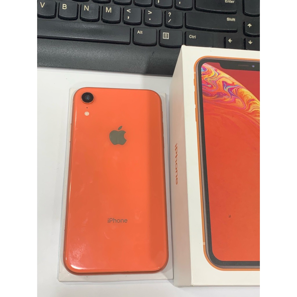 iphone xr 128gb coral  all operator