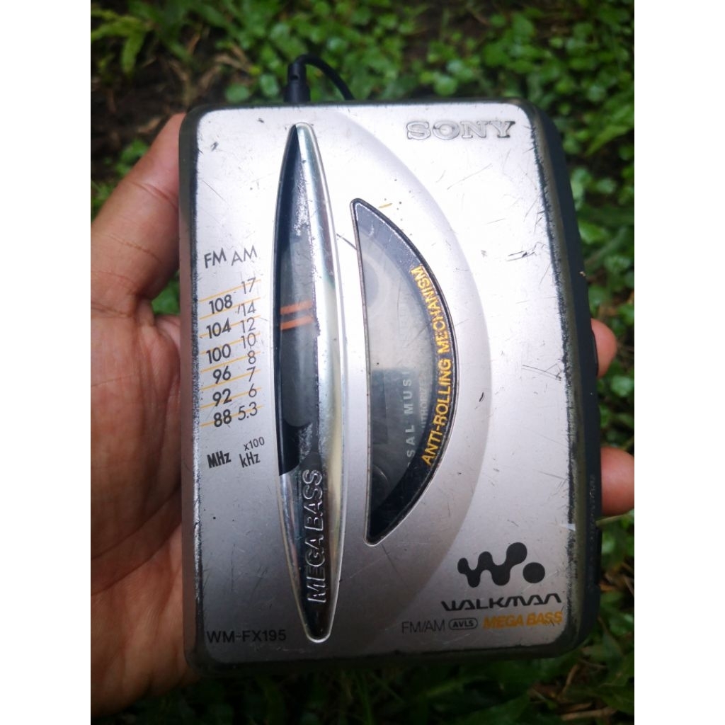 Walkman sony WM-FX195