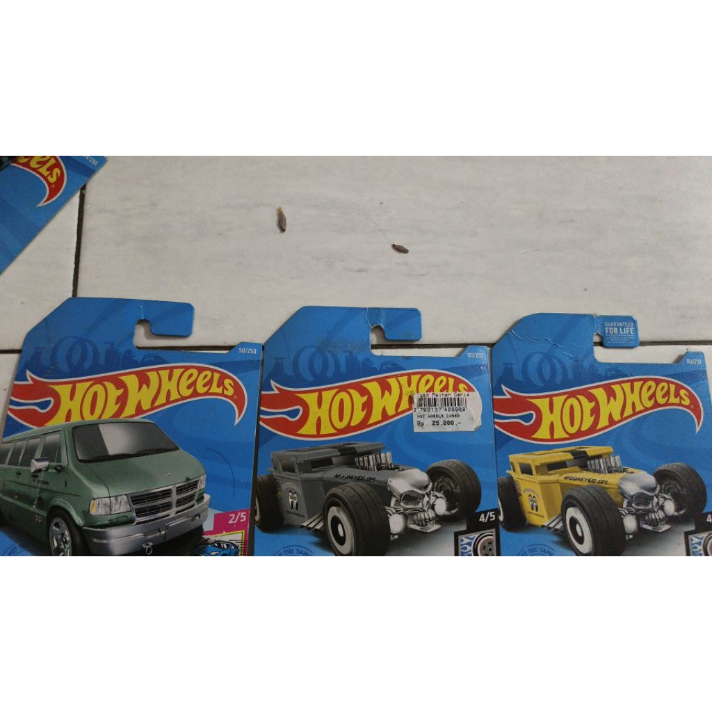 Bundling Hotwheels Mooneyes