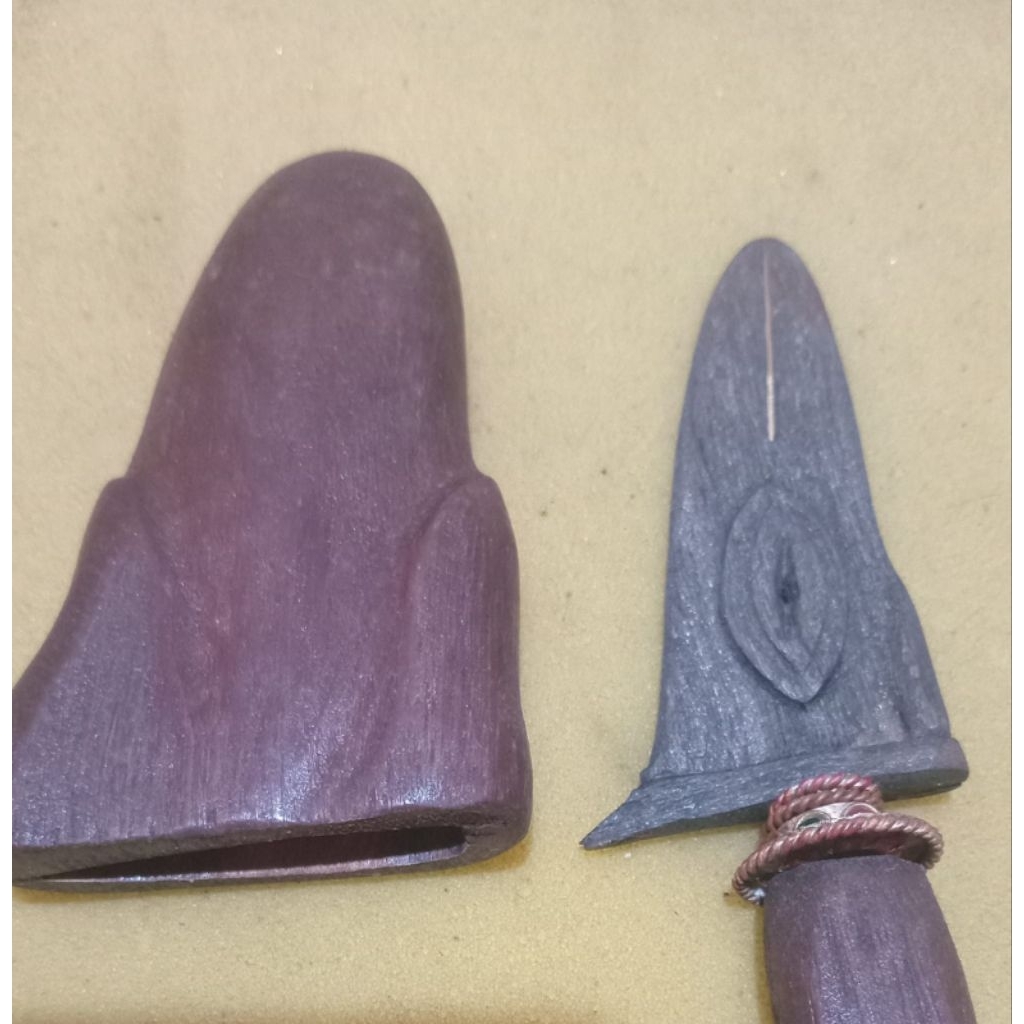 keris betok kecil tundung sodo lanang .