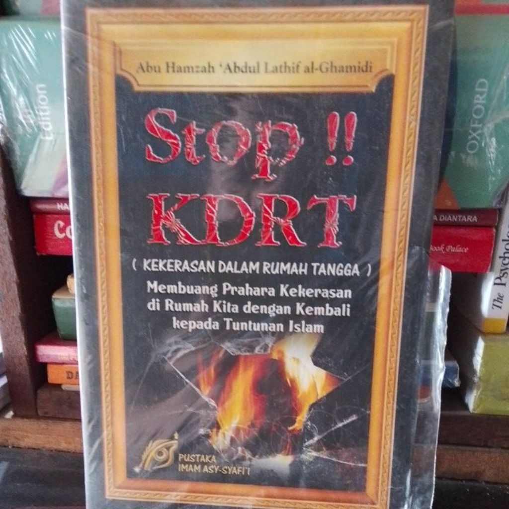 stop KDRT kekerasan dalam rumah tangga membuang prahara kekerasan di rumah kita dengan kembali kepad