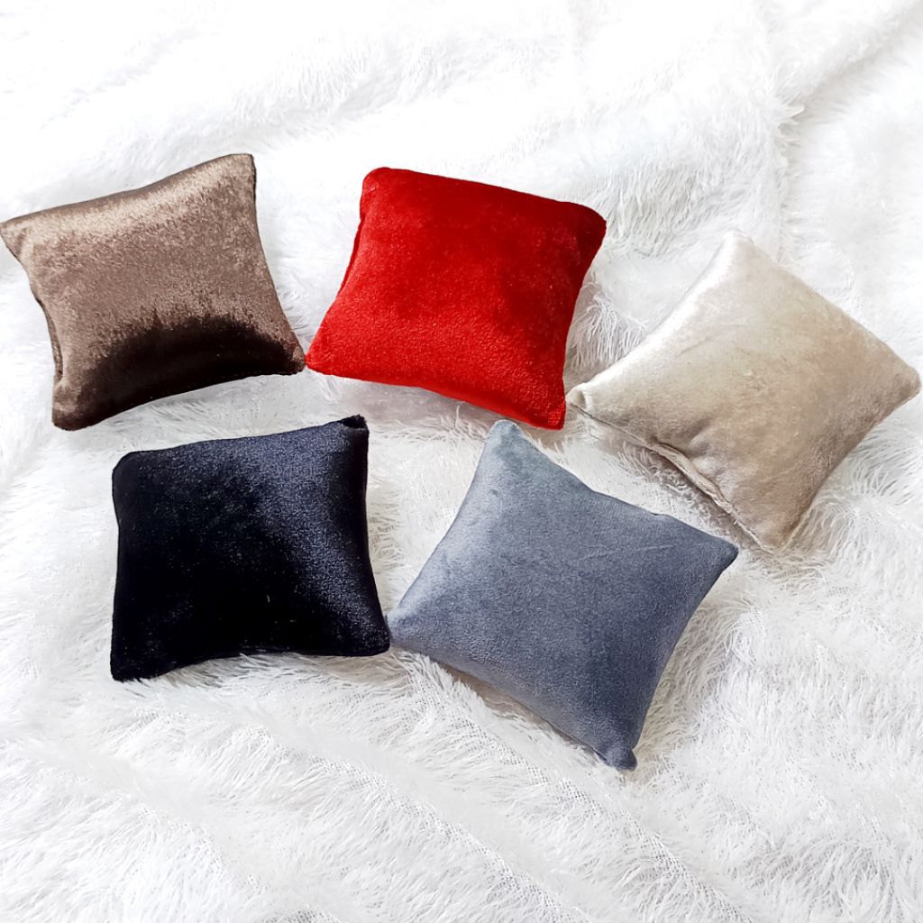 Bantalan Jam Tangan/bantal jam tangan/busa koleksi jam tangan/bantalan kain bludru halus