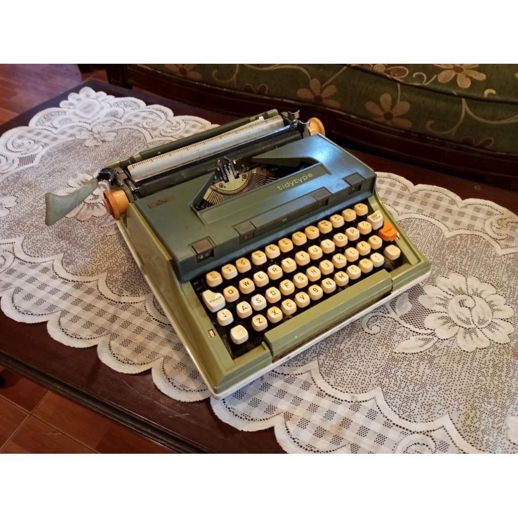 Mesin Tik Ketik Jadul Antik Vintage Merk TIDYTYPE Made In Polandia Lawas Tua Kuno Retro