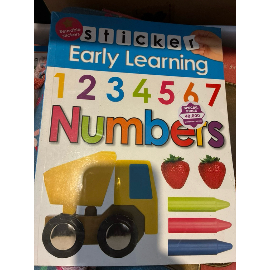 buku priddy sticker belajar numbers