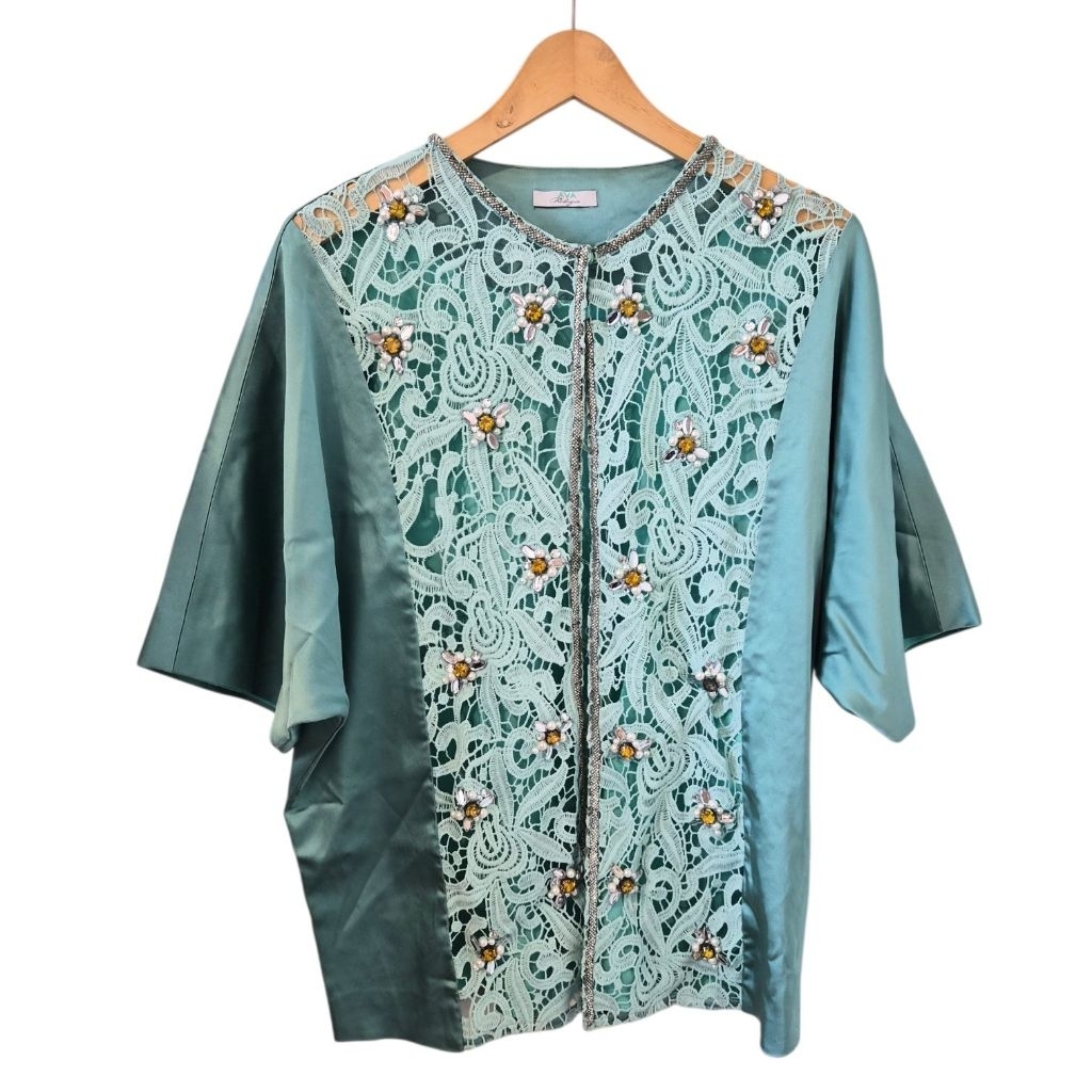 Ava Prologue Beads Green Outer