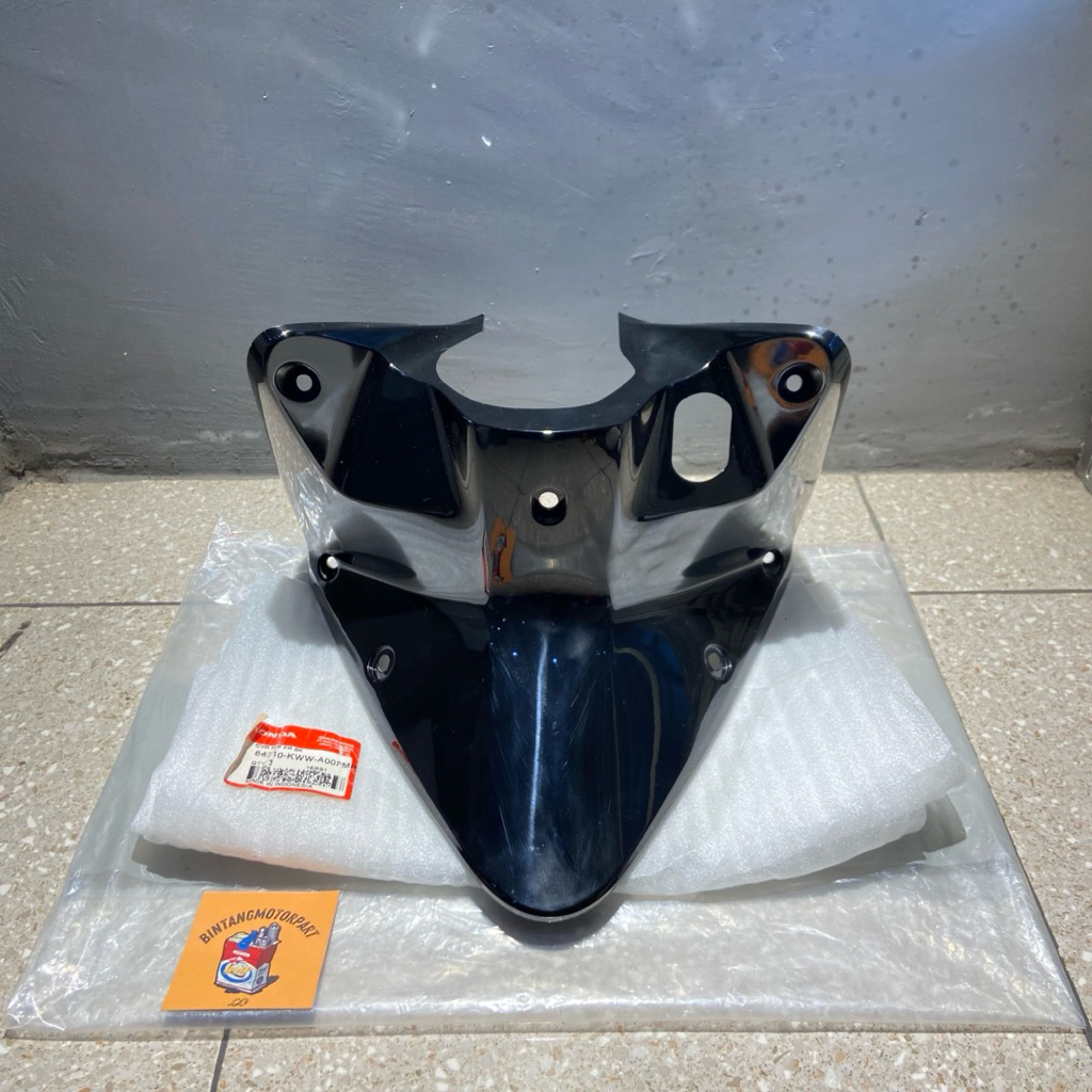 64310 KWW A00FMB COVER KUNCI KONTAK REVO 100 ABDOLUTE 2009-2010 HITAM ORIGINAL AHM