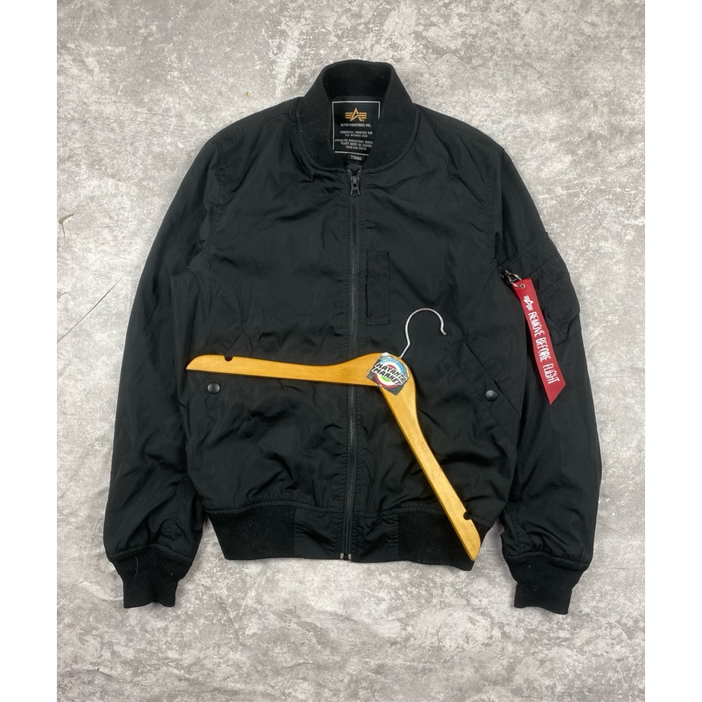 Alpha industries original bomber jaket