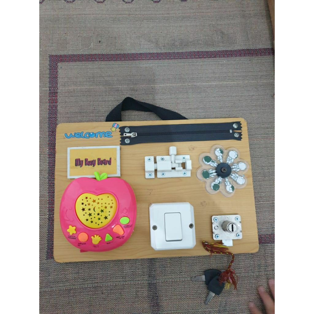 Preloved busy board