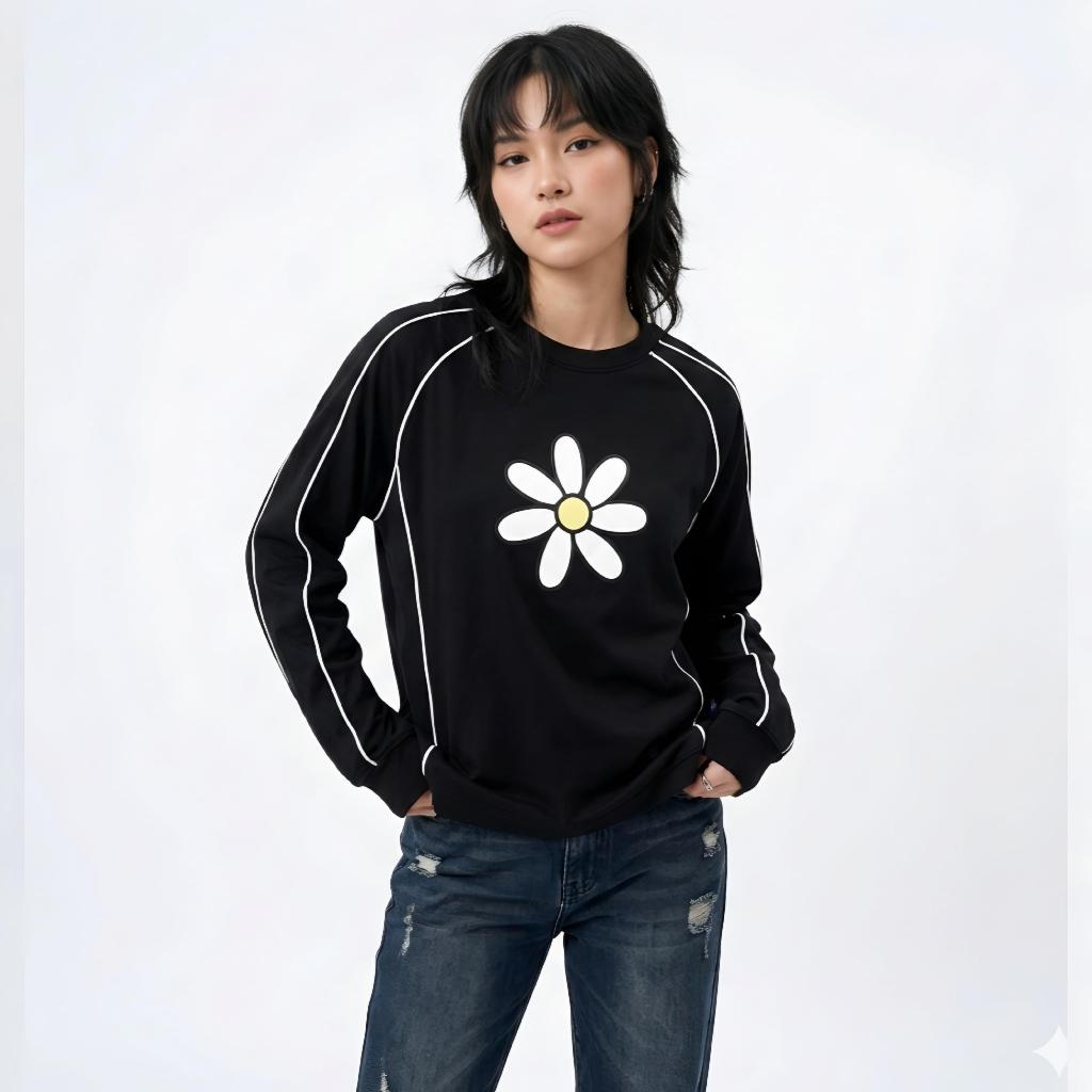 Valezka Tshirt Strip Bunga Daisy Longsleeve Cutting Boxy Vintage Kaos lengan Panjang Hitam
